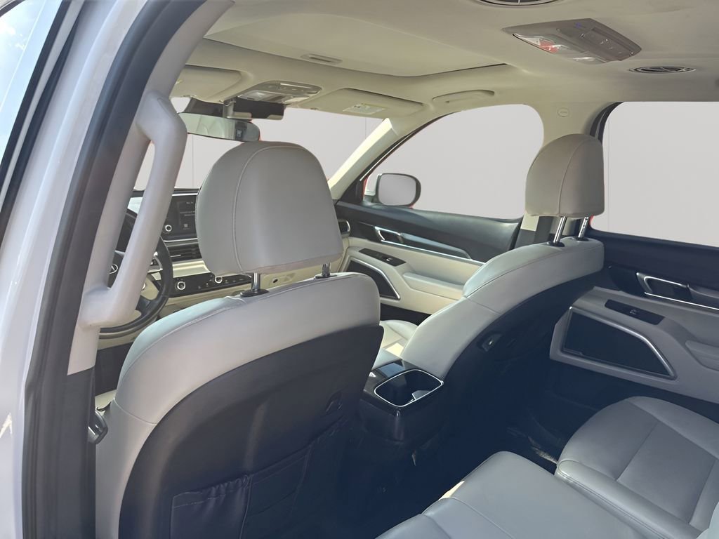 Used 2020 Kia Telluride S w/ S 8 Passenger Seating Package image 18