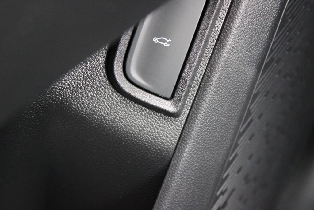 New 2026 Chevrolet Equinox LT image 40