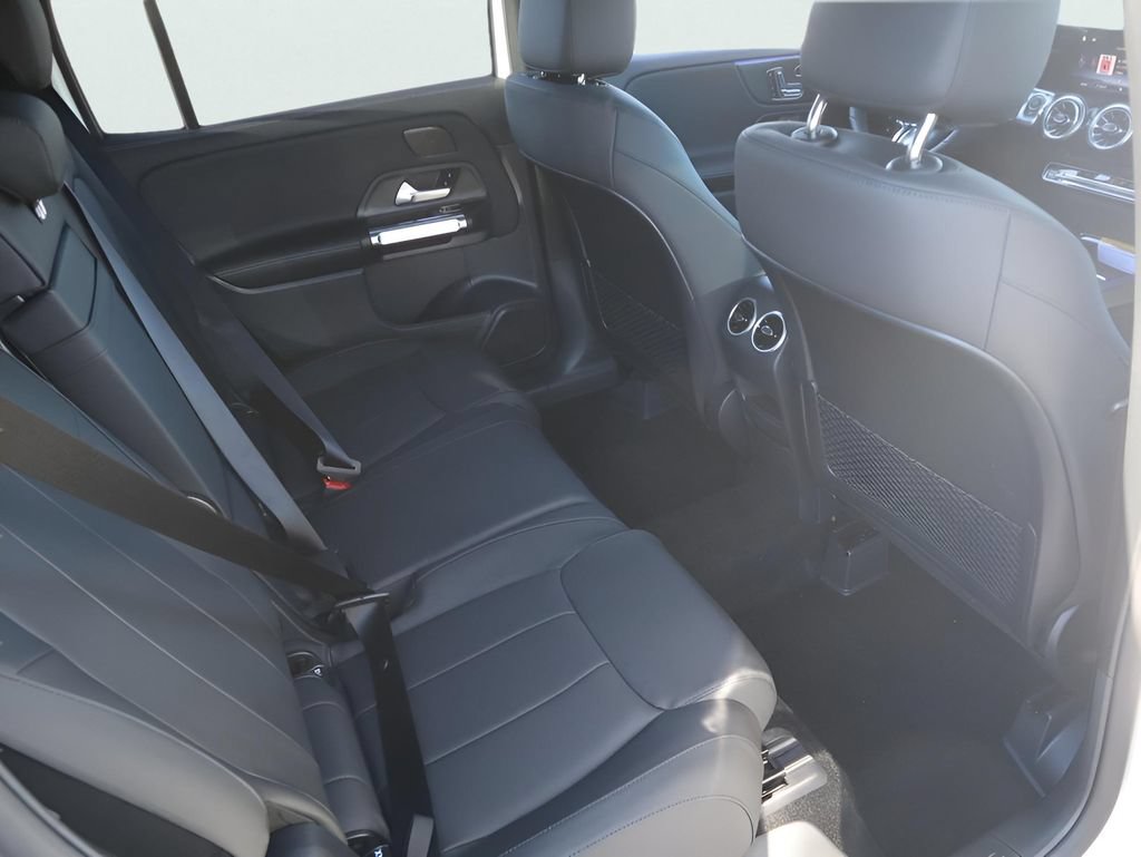 New 2026 Mercedes-Benz GLB 250 4MATIC image 19