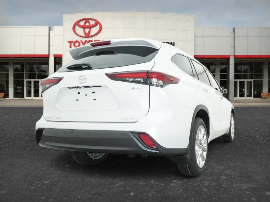New 2026 Toyota Highlander Limited AWD/4WD image 6