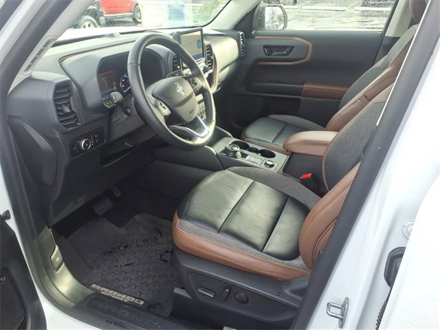 Certified 2023 Ford Bronco Sport Outer Banks w/ Tech Package image 12