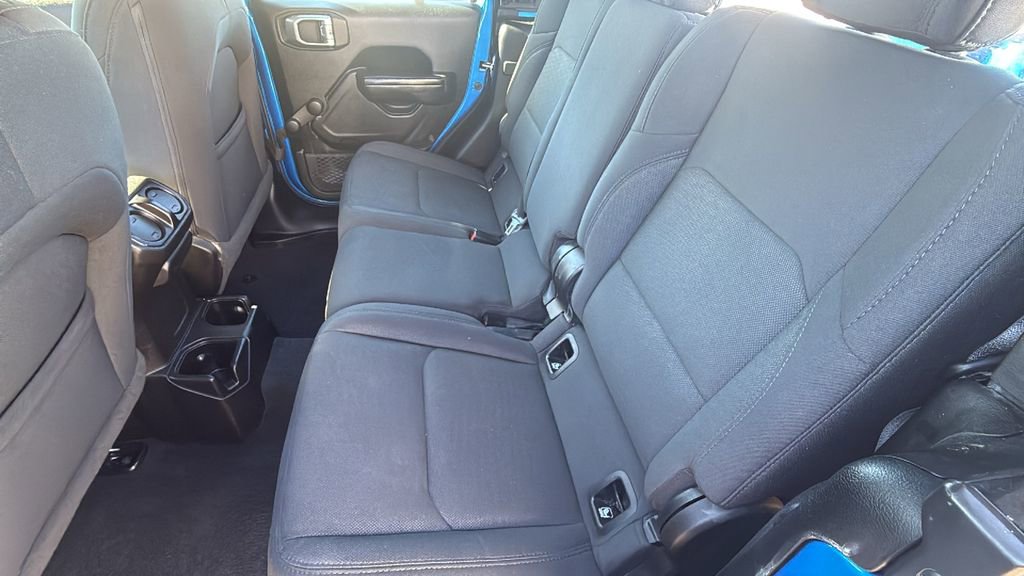 Used 2020 Jeep Gladiator Sport image 12