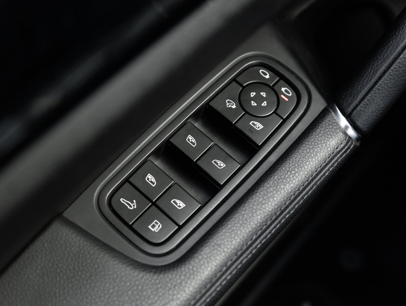 Certified 2023 Porsche Cayenne Platinum Edition AWD/4WD image 19
