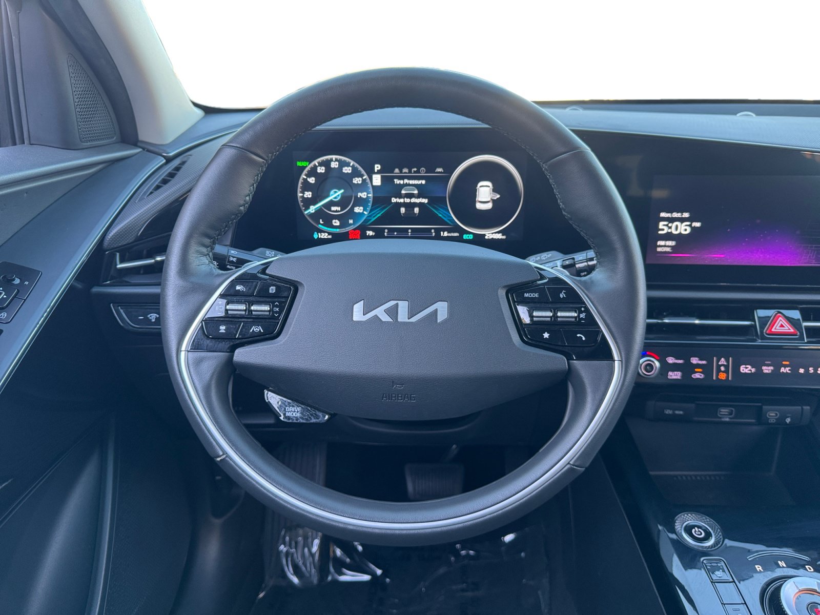 Used 2023 Kia Niro Wind w/ Wind Preserve Package FWD image 12