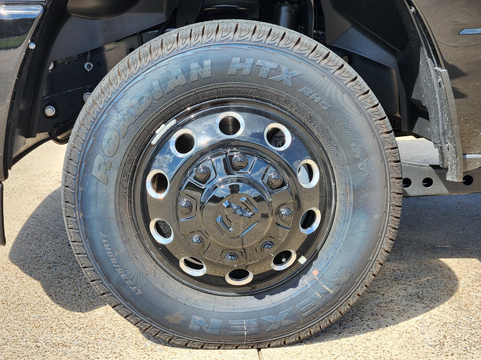 New 2026 RAM 3500 Lone Star AWD/4WD image 23