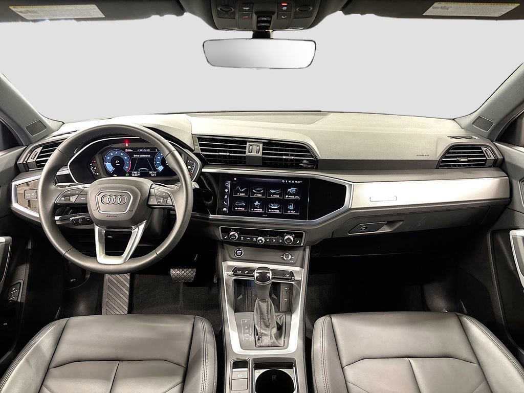 Used 2025 Audi Q3 2.0T Premium w/ Convenience Package image 9