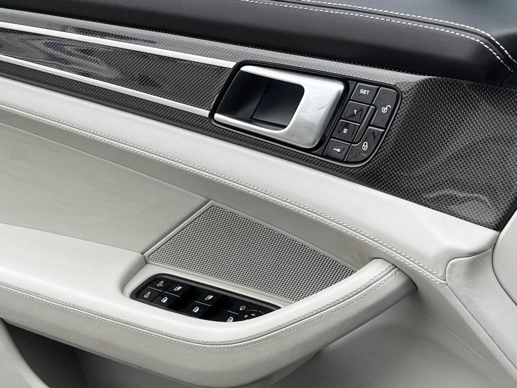 Used 2018 Porsche Panamera Turbo w/ Sportdesign Package image 31