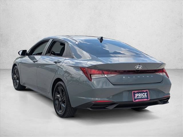 Used 2023 Hyundai Elantra SEL FWD image 7