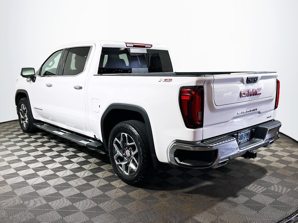 Used 2023 GMC Sierra 1500 SLT w/ SLT Premium Plus Package AWD/4WD image 5