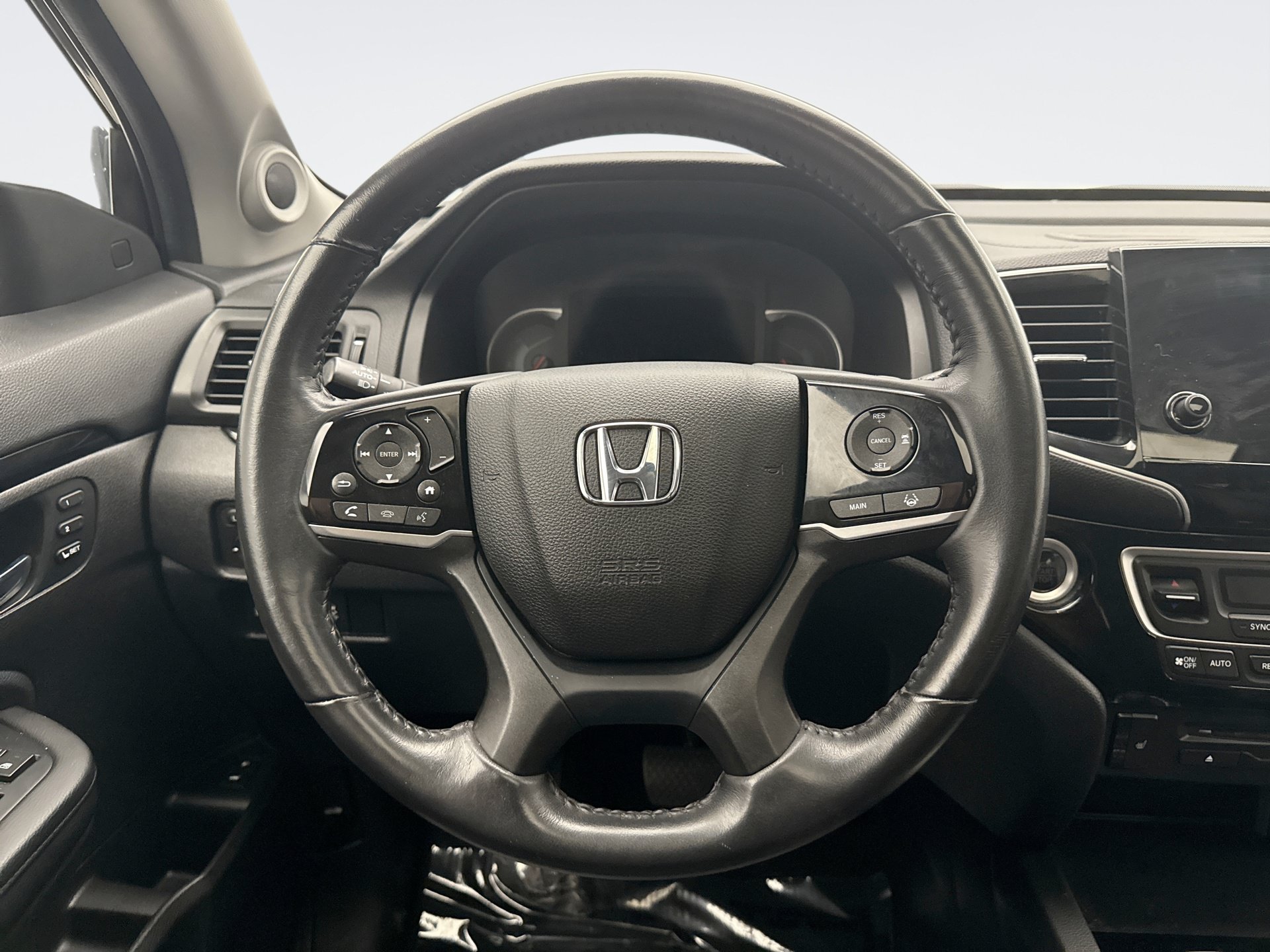 Used 2022 Honda Pilot Touring image 12