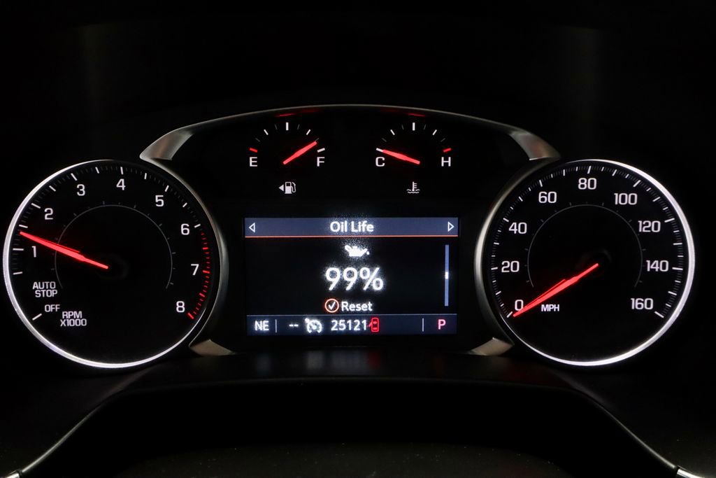 Used 2025 Chevrolet Blazer LT FWD image 30