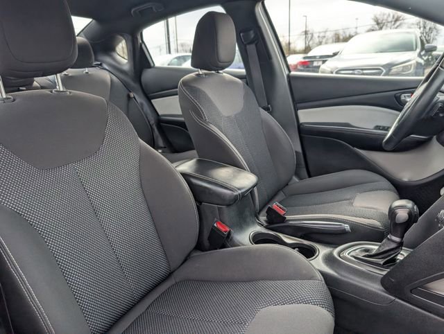 Used 2015 Dodge Dart SXT image 21