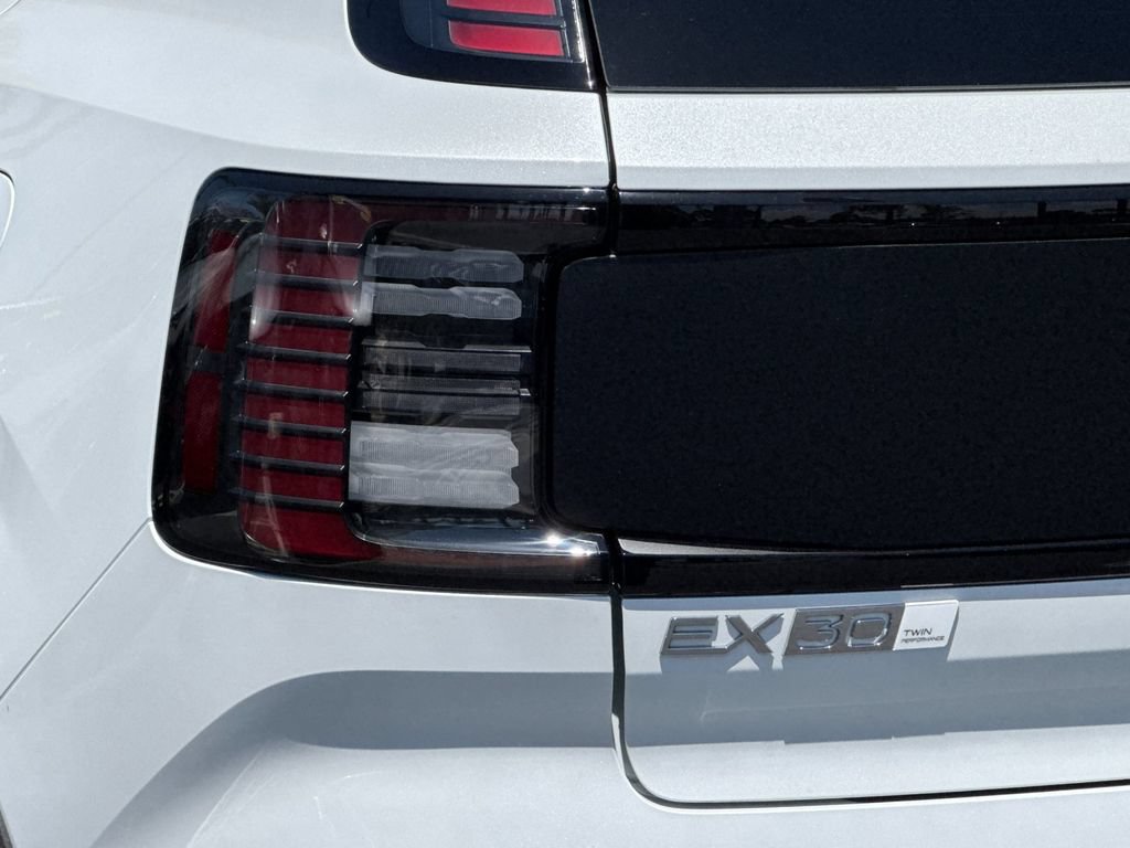 New 2026 Volvo EX30 Cross Country Ultra w/ Protection Package Premier AWD/4WD image 25