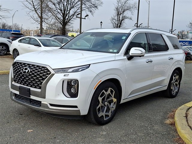 Used 2022 Hyundai Palisade Calligraphy image 3