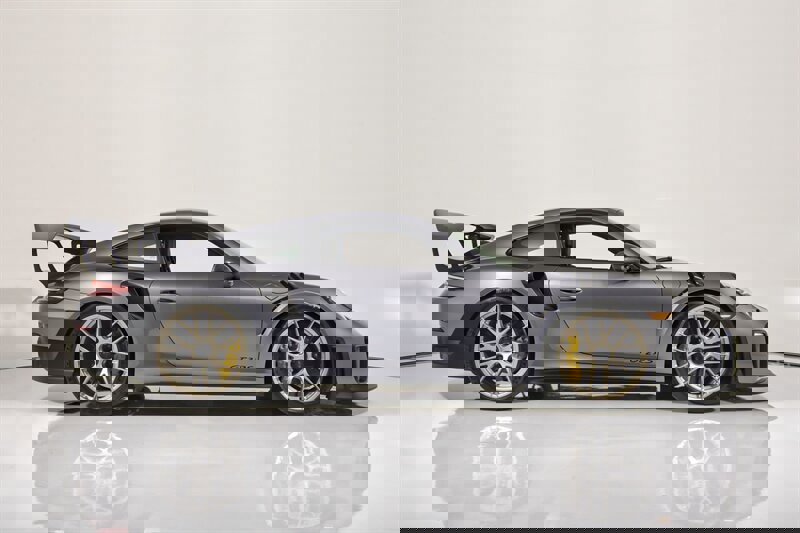 Used 2018 Porsche 911 GT2 RS image 10