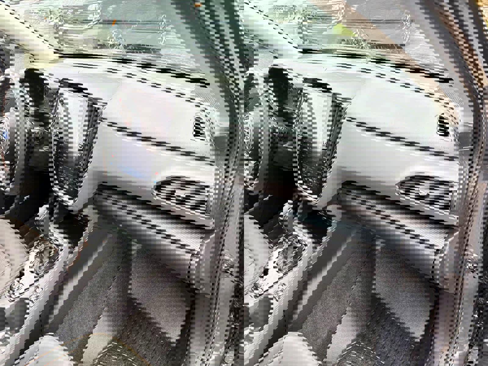 Used 2024 Subaru Crosstrek 2.5i Limited AWD/4WD image 8