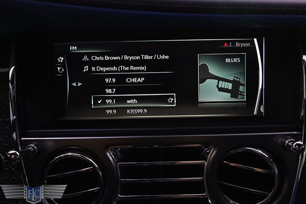 Used 2018 Rolls-Royce Dawn image 25