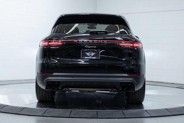 Used 2023 Porsche Cayenne Platinum Edition AWD/4WD image 7