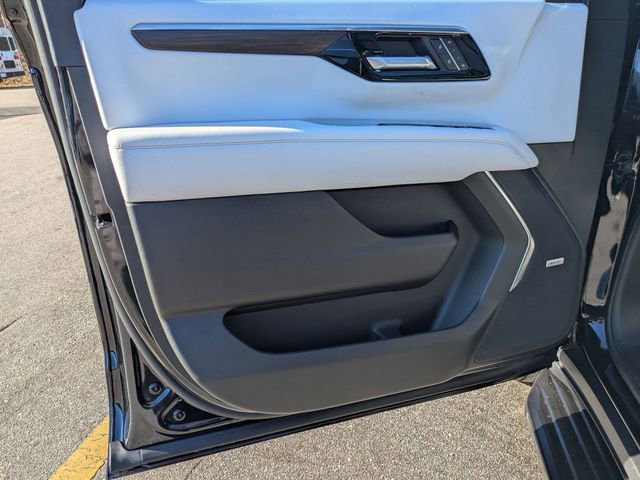 New 2026 Chevrolet Tahoe Premier w/ Sun And Tow Package image 8