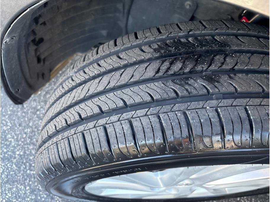 Used 2013 MAZDA MAZDA3 i Touring image 17