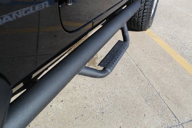 Used 2022 Jeep Wrangler Sport S image 8