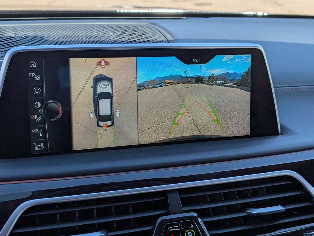 Used 2016 BMW 750i xDrive image 15