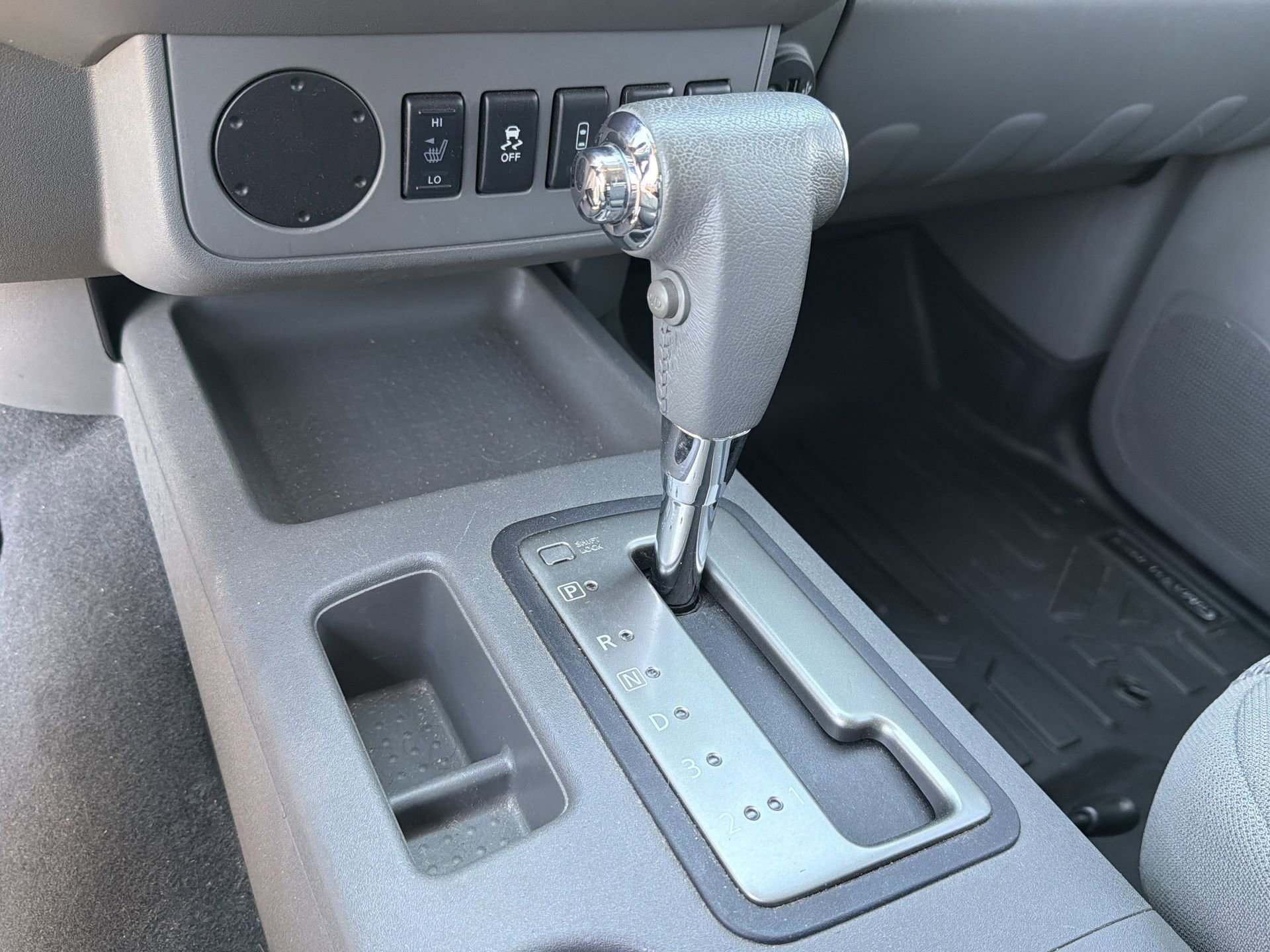 Used 2019 Nissan Frontier SV w/ Value Truck Package RWD image 12