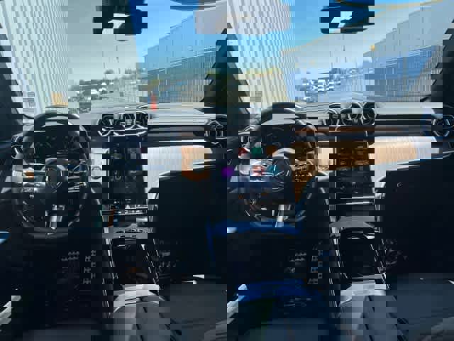 Used 2025 Mercedes-Benz GLC 300 GLC 300 image 14