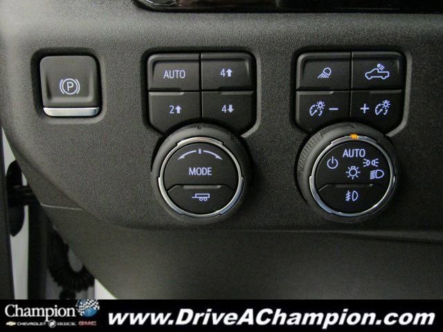 Certified 2025 Chevrolet Silverado 1500 LTZ image 31