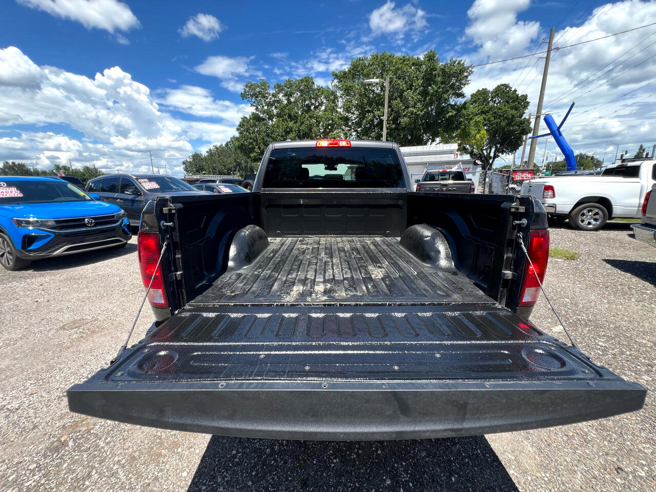 Used 2022 RAM 1500 Classic SLT image 29