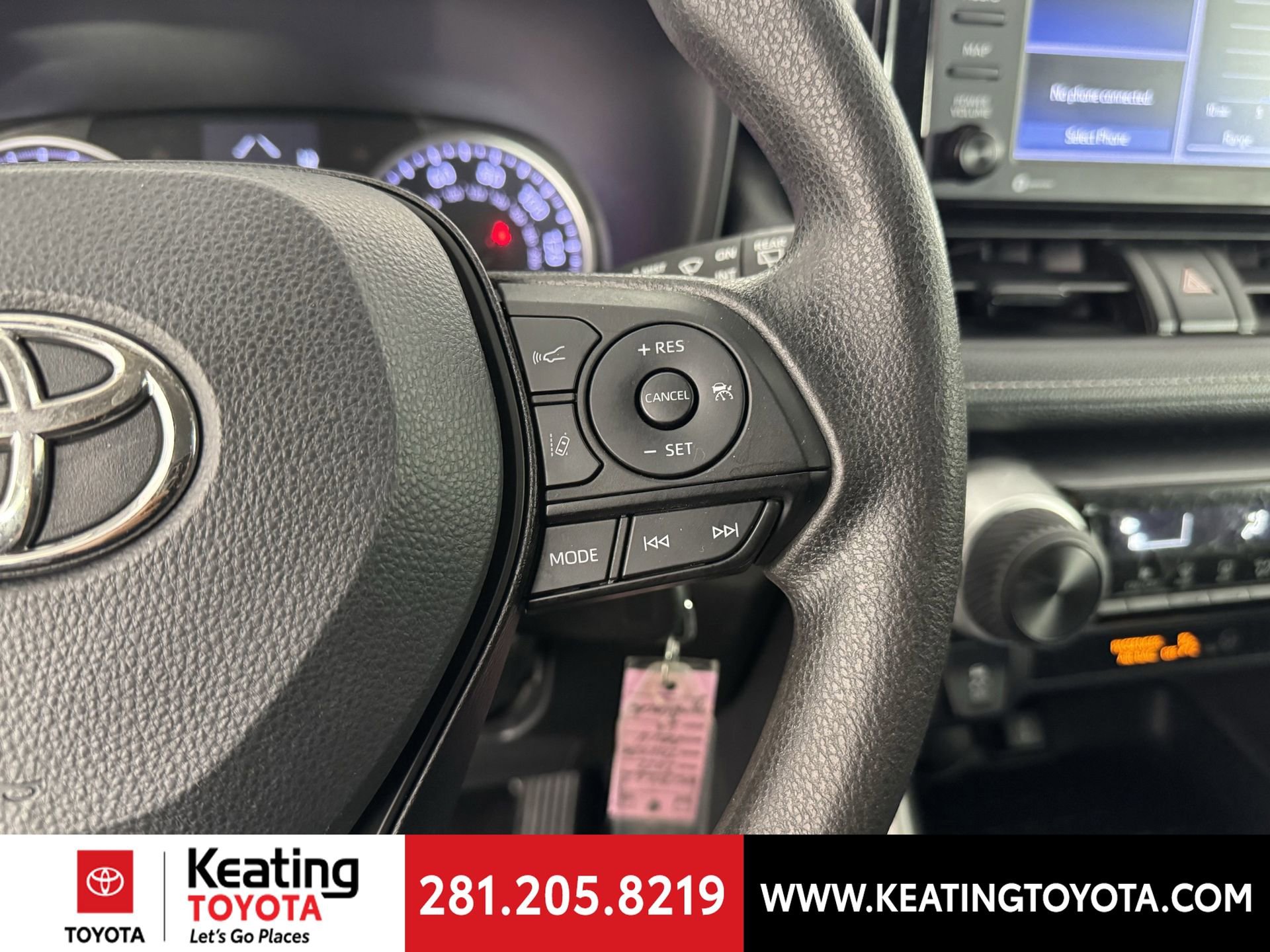 Used 2022 Toyota RAV4 LE image 26