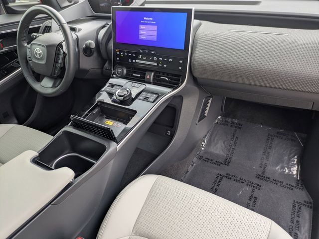 Used 2024 Toyota bZ4X AWD image 35