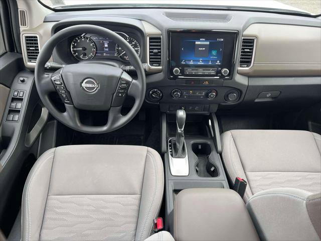 Used 2022 Nissan Frontier SV w/ Technology Package image 12