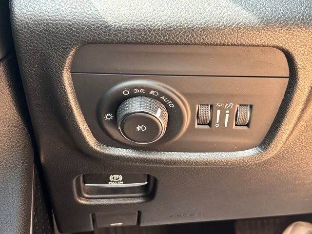 Certified 2022 Jeep Grand Cherokee L Limited w/ Black Appearance Package AWD/4WD image 34