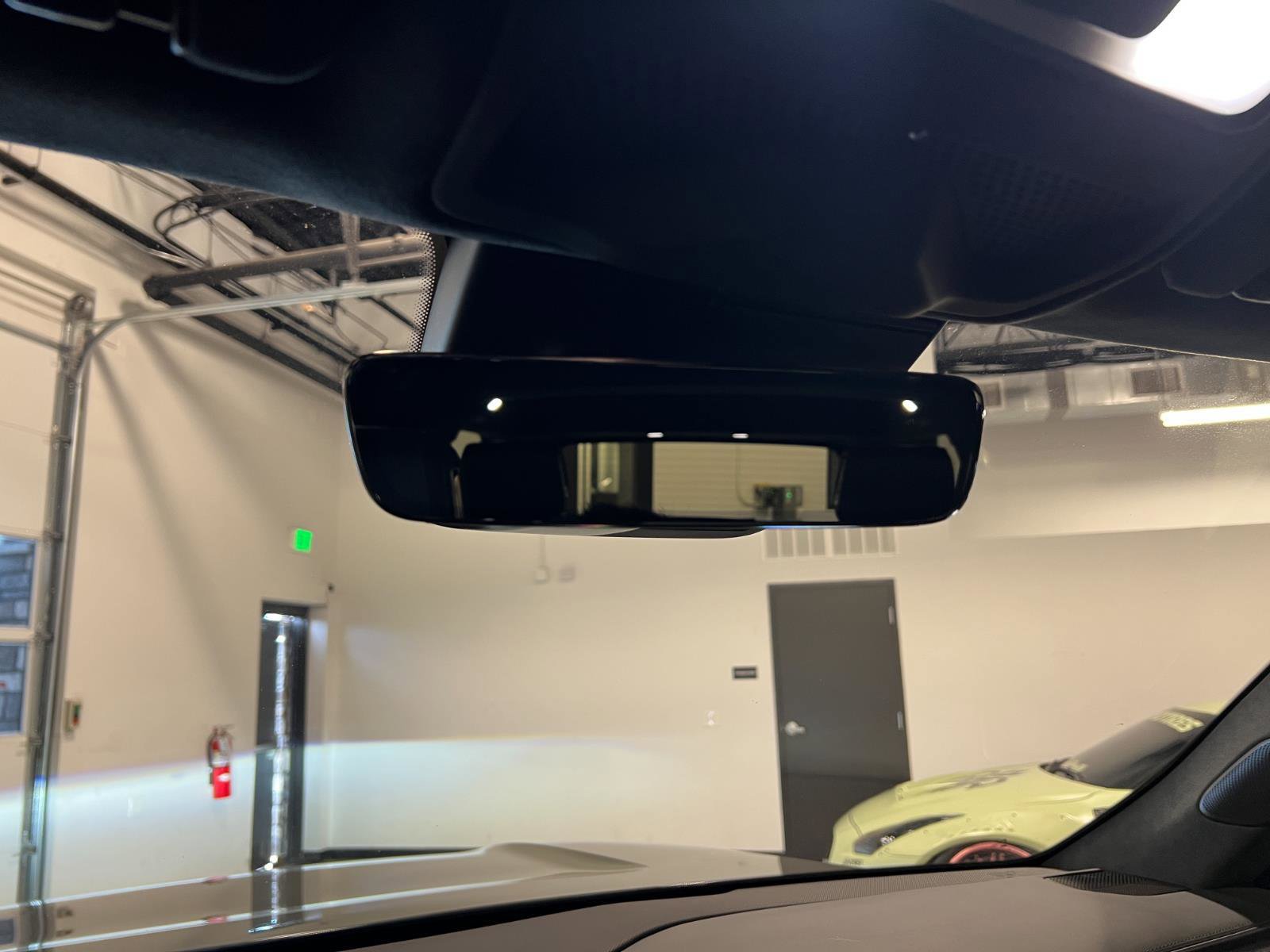 Used 2023 Rivian R1S Launch Edition image 20