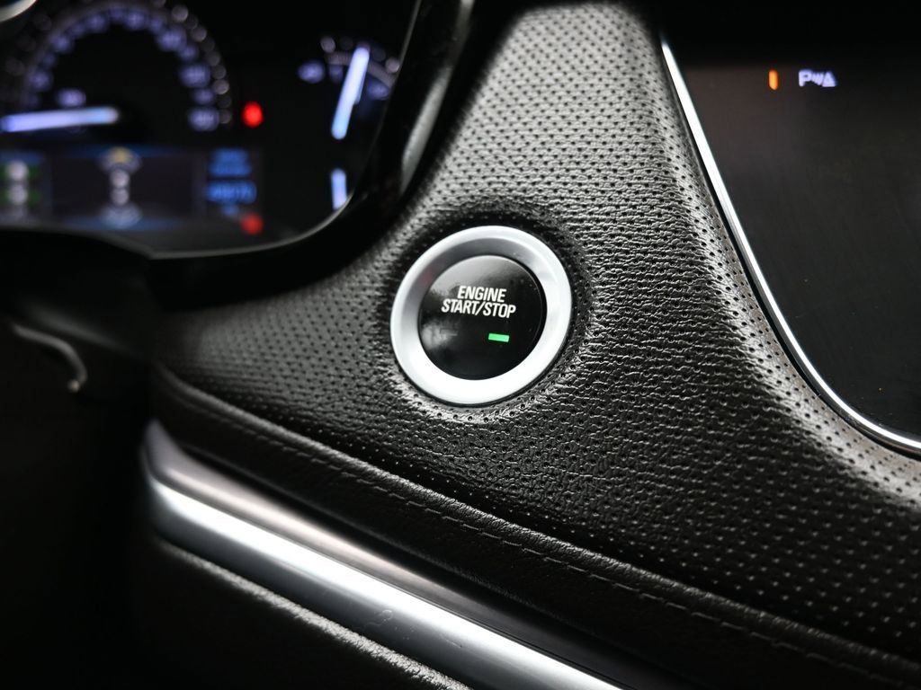 Used 2017 Cadillac XT5 Luxury w/ LPO, Wheel Lock Package image 20