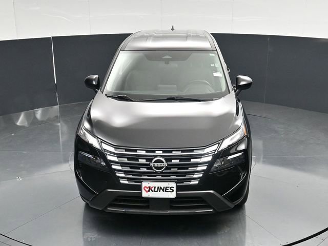 Used 2025 Nissan Rogue SV AWD/4WD image 46