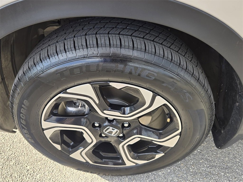 Used 2018 Honda CR-V Touring image 10