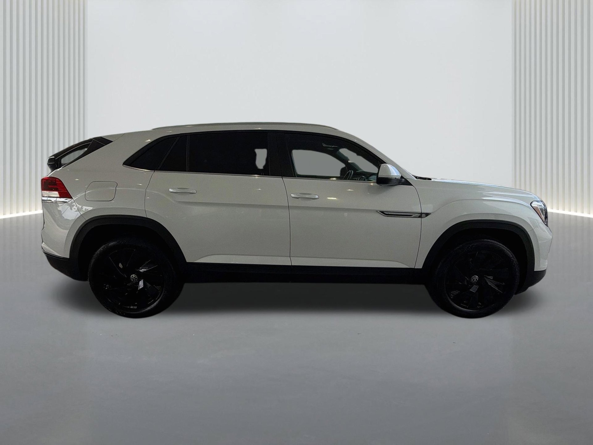 Used 2026 Volkswagen Atlas Cross Sport SE FWD image 6