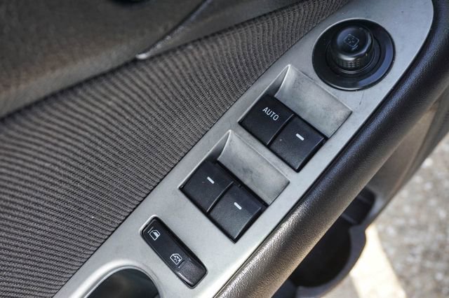 Used 2010 Ford Fusion Hybrid FWD image 9