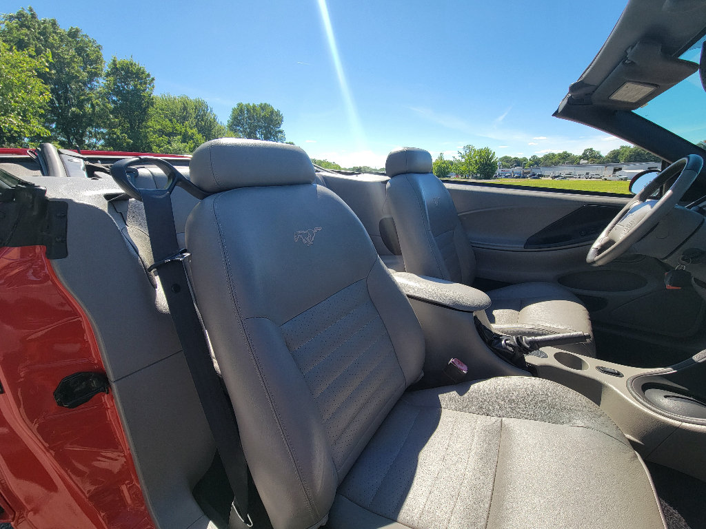 Used 2003 Ford Mustang GT RWD image 28