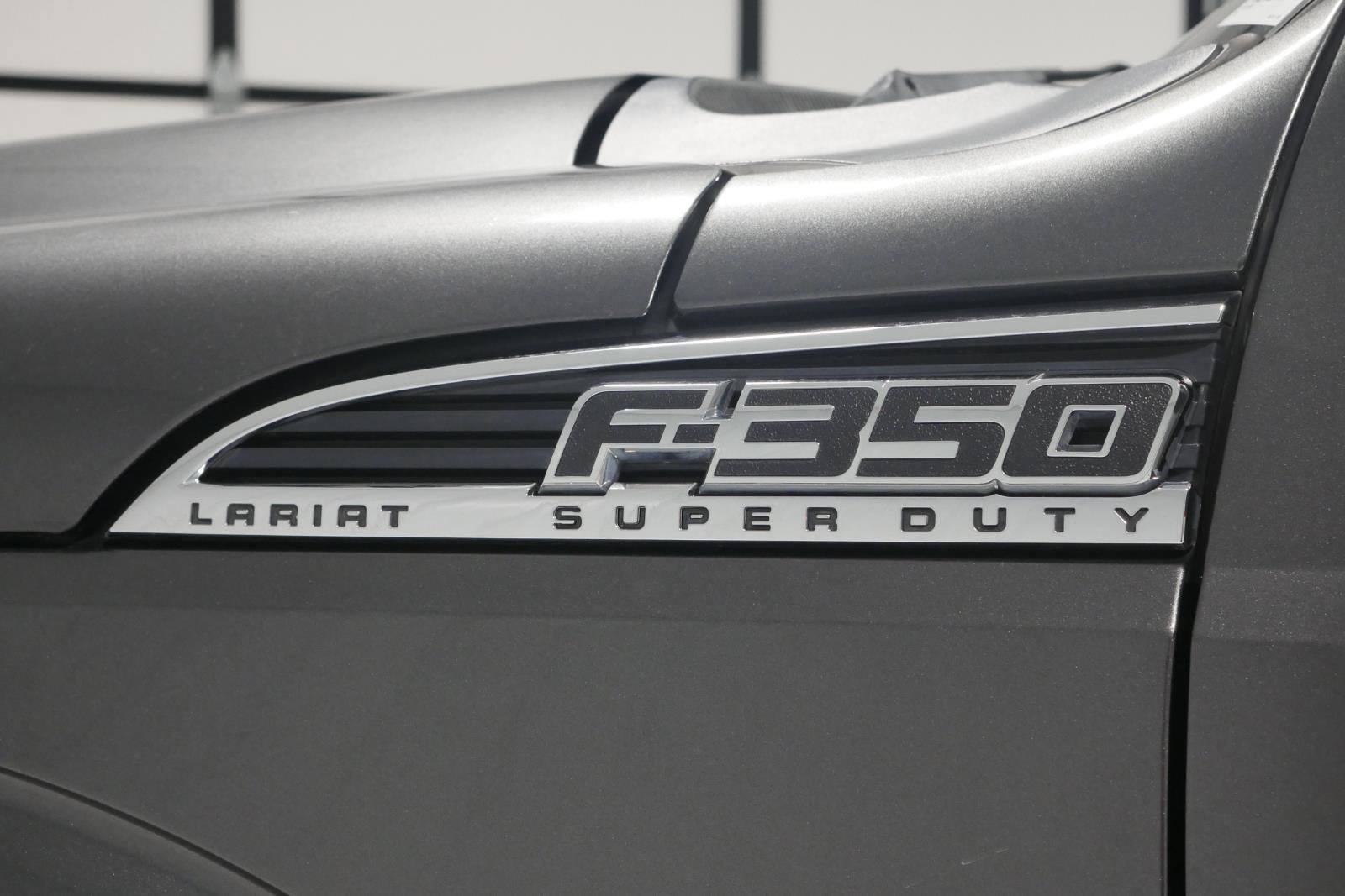 Used 2016 Ford F350 Lariat w/ Lariat Ultimate Package image 25