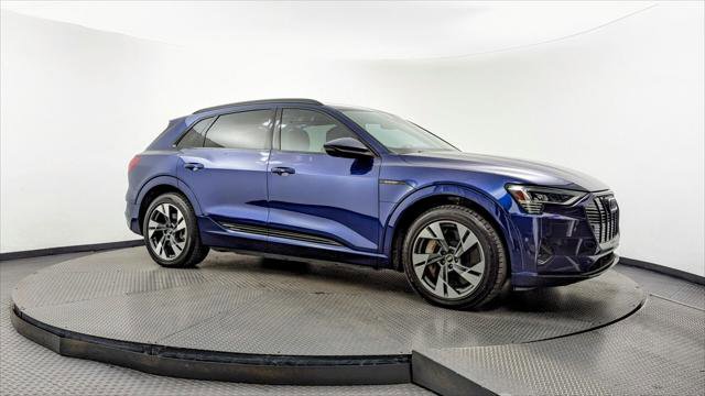 Used 2021 Audi e-tron Premium w/ Convenience Plus Package AWD/4WD image 11