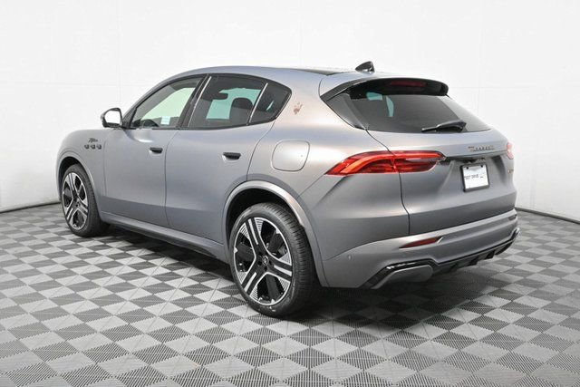 New 2025 Maserati Grecale Folgore AWD/4WD image 3