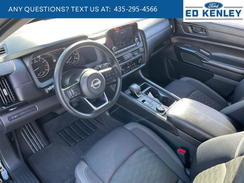 Used 2024 Nissan Pathfinder S AWD/4WD image 4