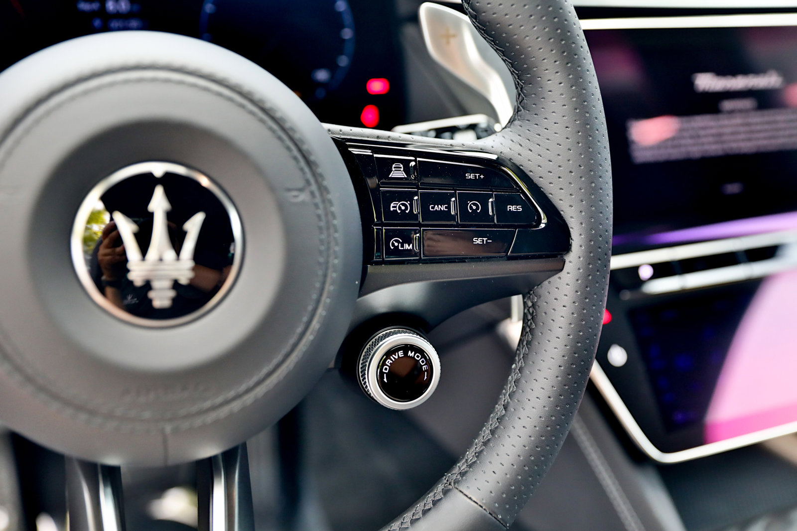 New 2024 Maserati Grecale GT image 23