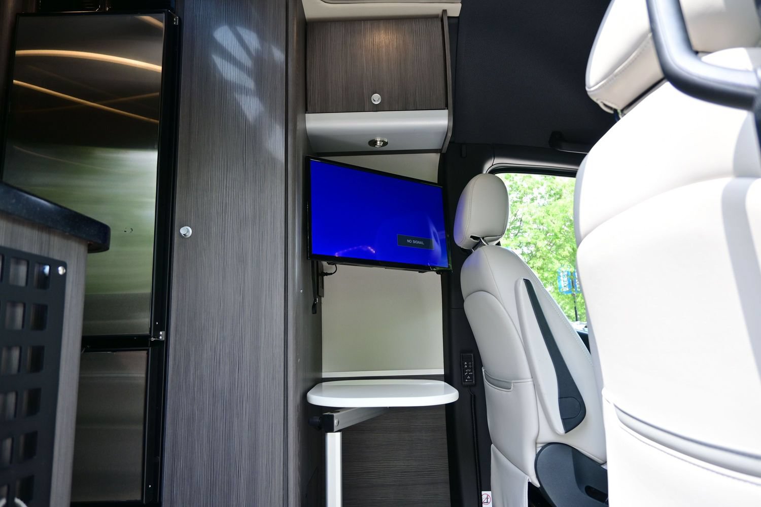 Used 2020 Mercedes-Benz Sprinter 3500 image 27