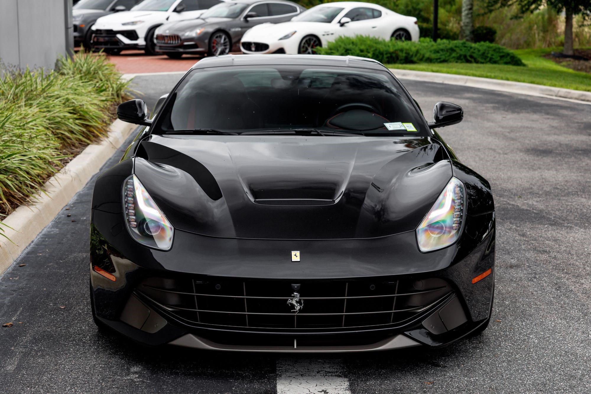 Used 2014 Ferrari F12 Berlinetta RWD image 8