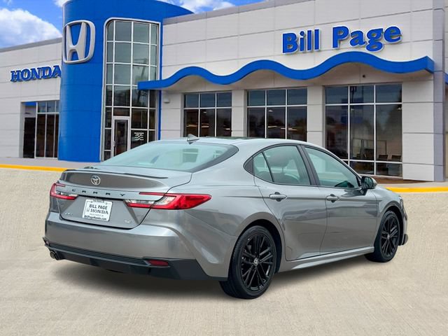 Used 2025 Toyota Camry SE FWD image 7