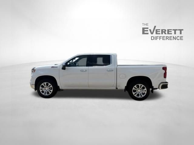 Used 2024 Chevrolet Silverado 1500 LTZ w/ Z71 Off-Road Package AWD/4WD image 4